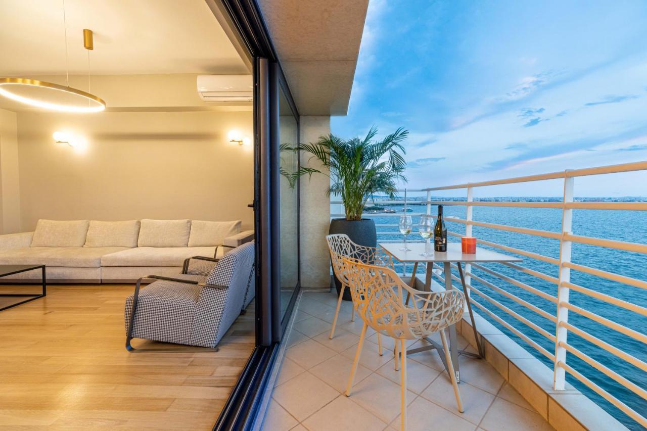 Iconic Salonica Suite Seafront Esterno foto