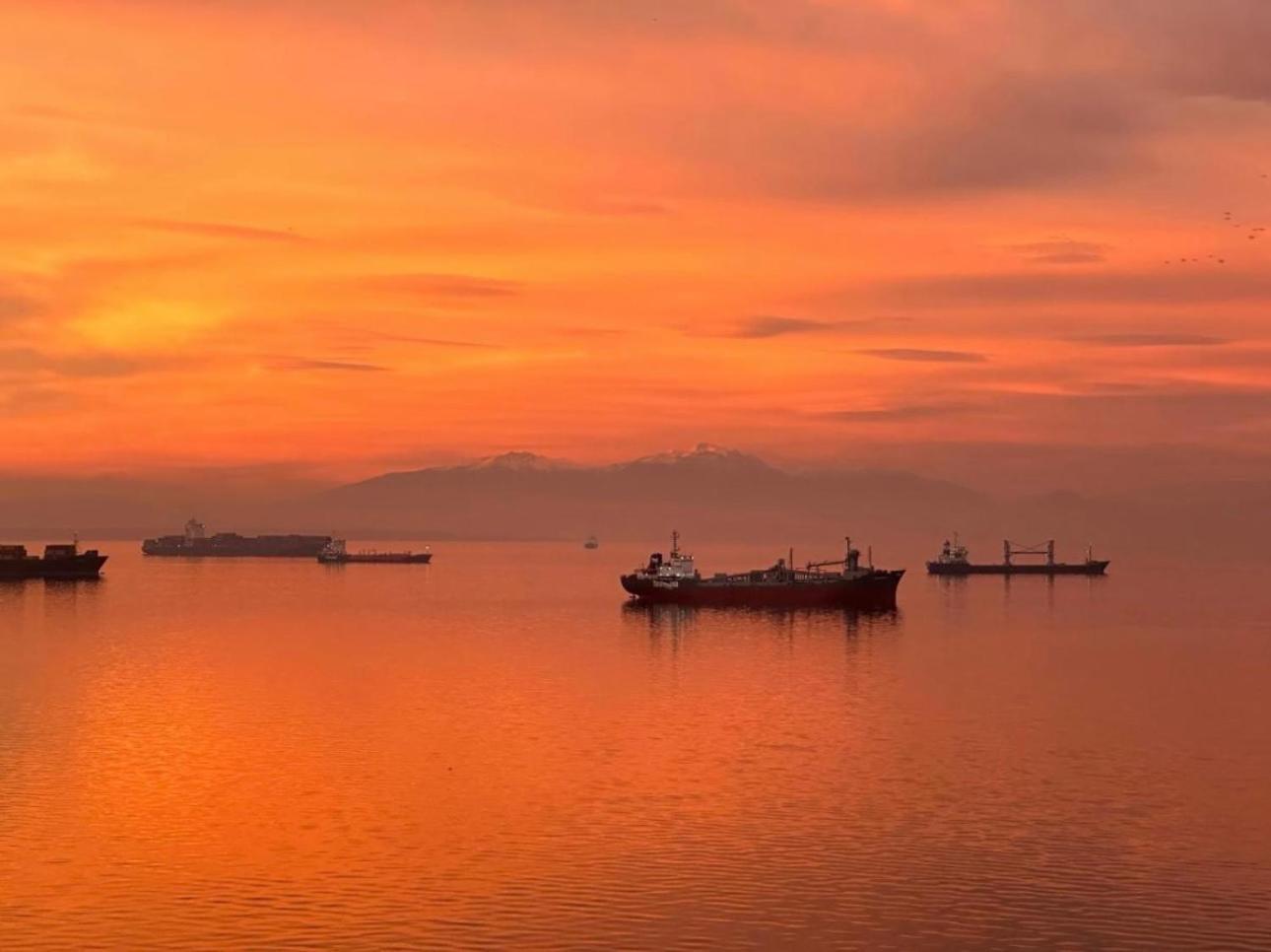 Iconic Salonica Suite Seafront Esterno foto