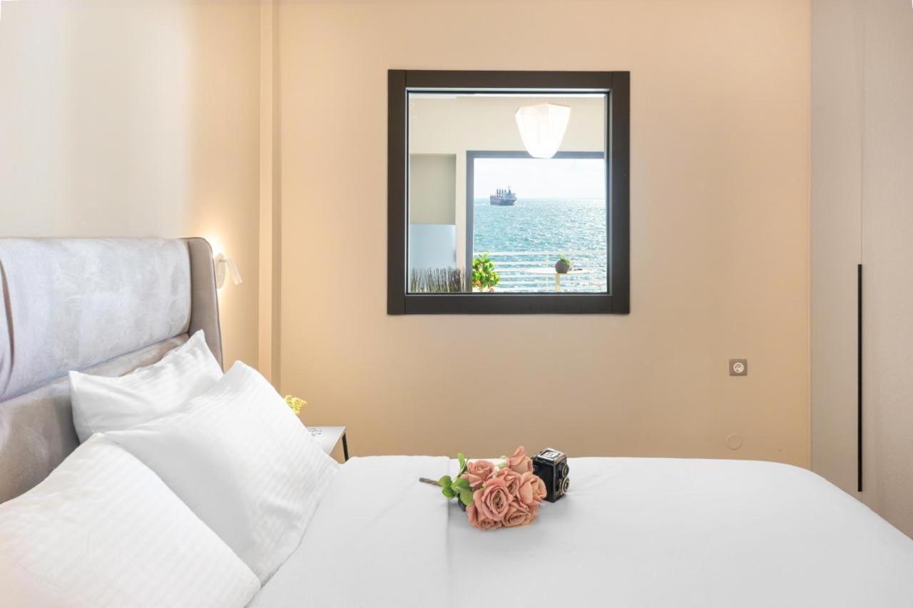 Iconic Salonica Suite Seafront Esterno foto