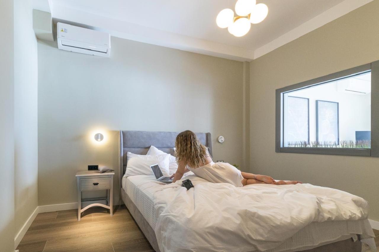 Iconic Salonica Suite Seafront Esterno foto