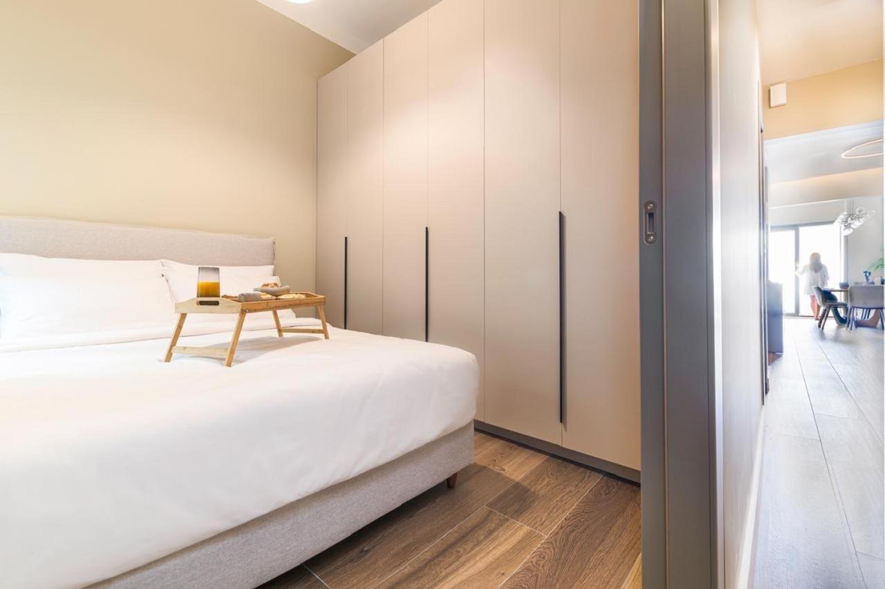 Iconic Salonica Suite Seafront Esterno foto