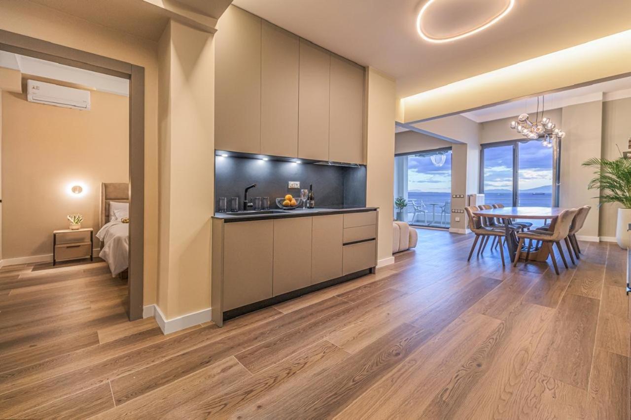 Iconic Salonica Suite Seafront Esterno foto